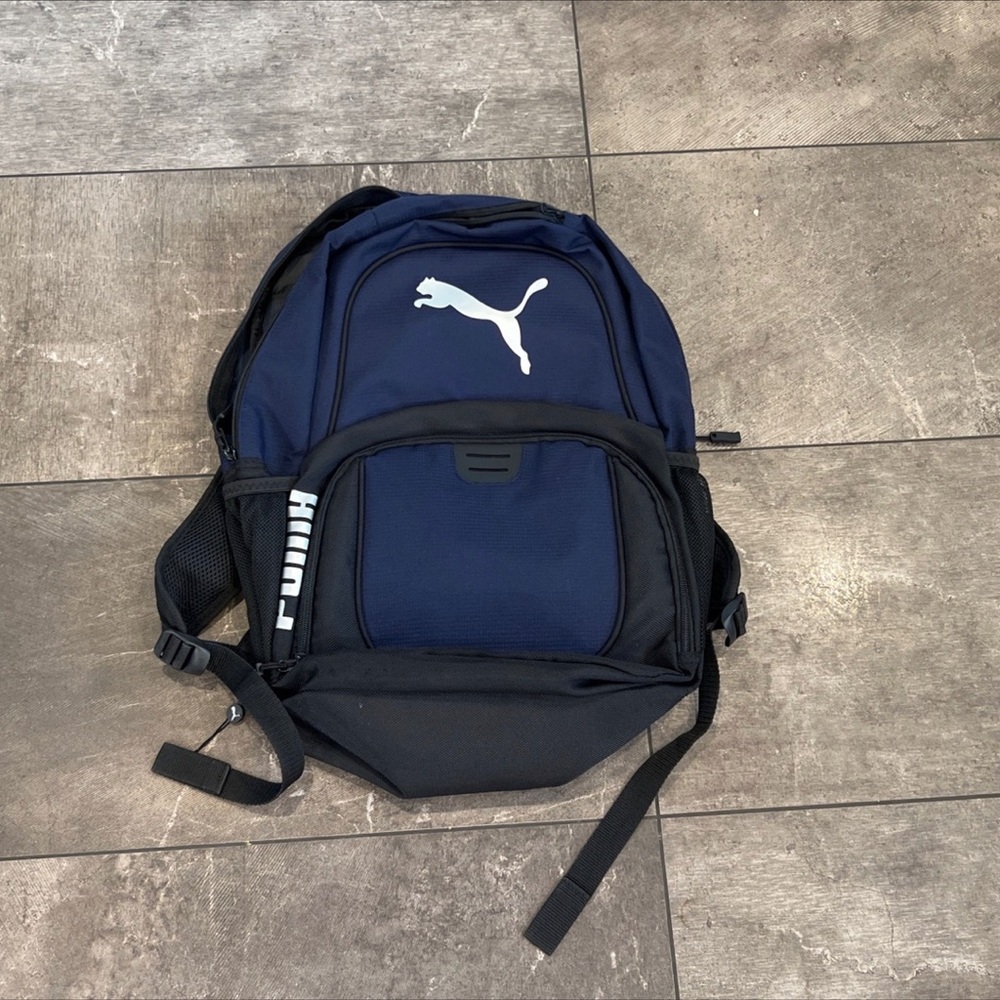Puma Men's Navy and Black Backpack like new!